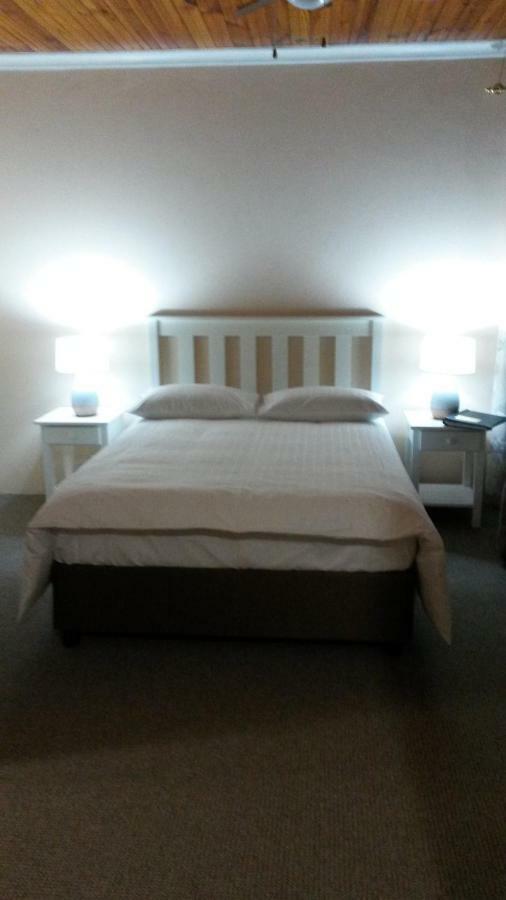 Haka Hana B&B พอร์ตเอลิซาเบธ ภายนอก รูปภาพ