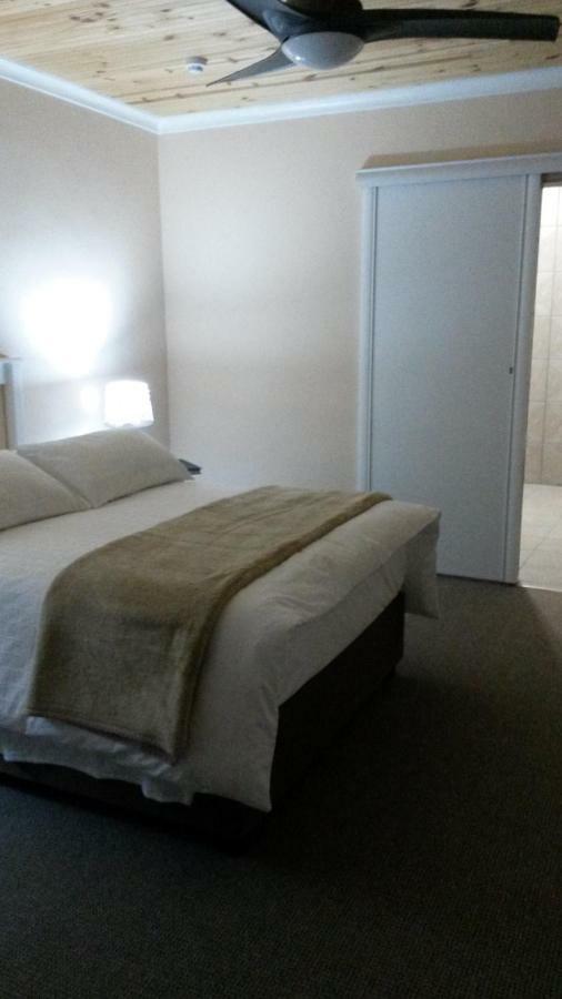 Haka Hana B&B พอร์ตเอลิซาเบธ ภายนอก รูปภาพ