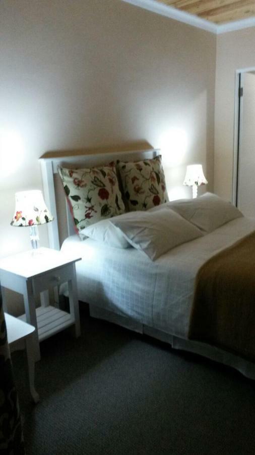 Haka Hana B&B พอร์ตเอลิซาเบธ ภายนอก รูปภาพ
